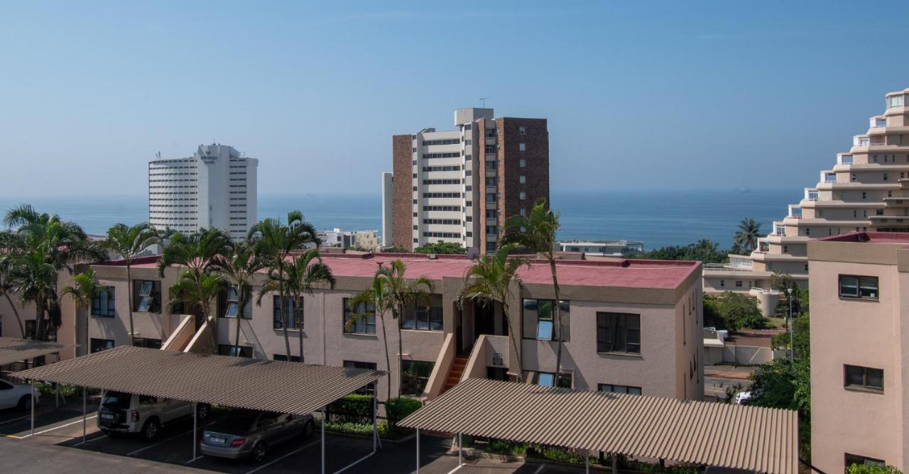 54 The Shades Umhlanga Rocks Apartment